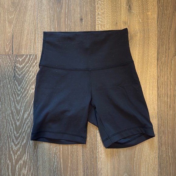 Lululemon Align Short - Picture 2 of 4
